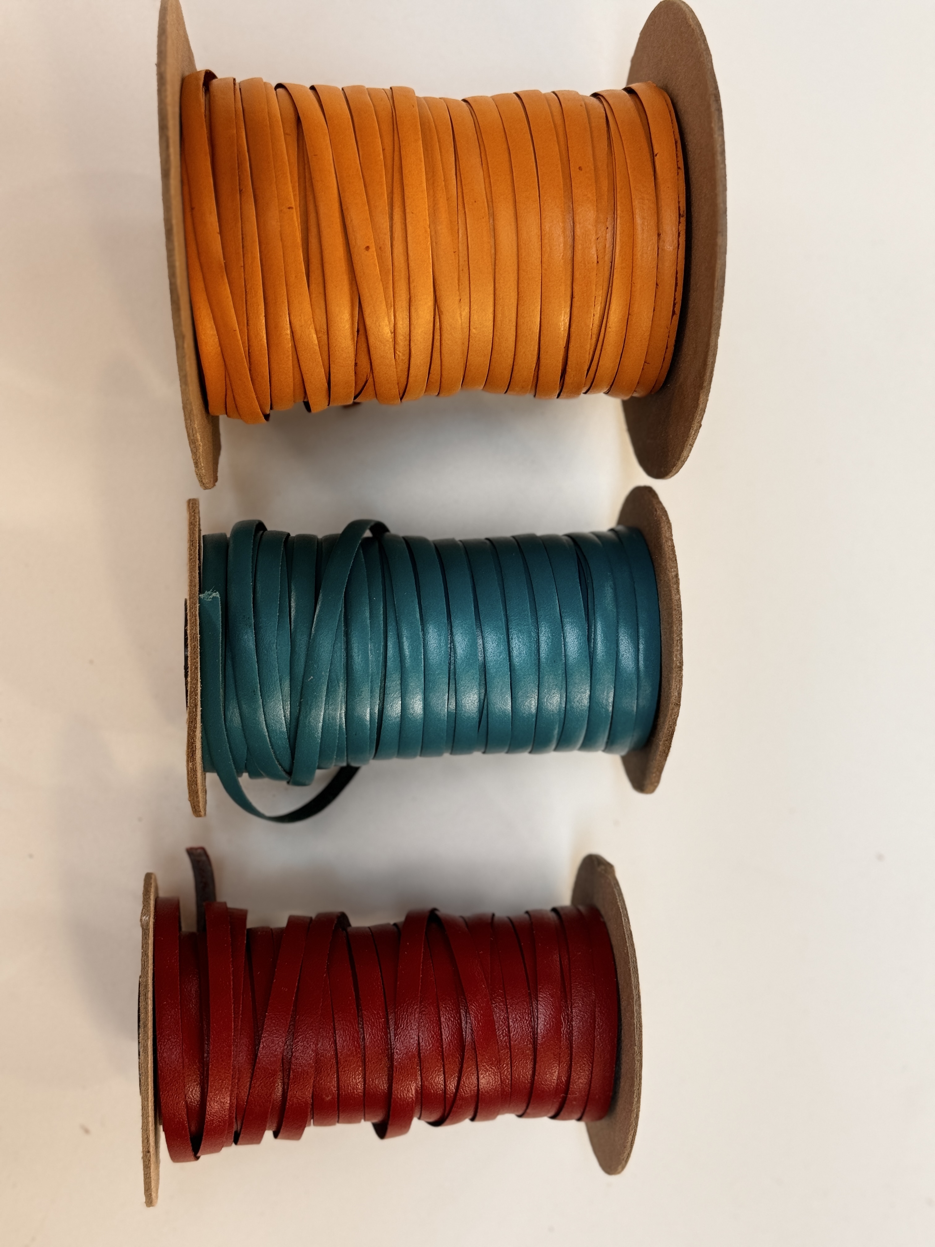 Calf lace buckstitch